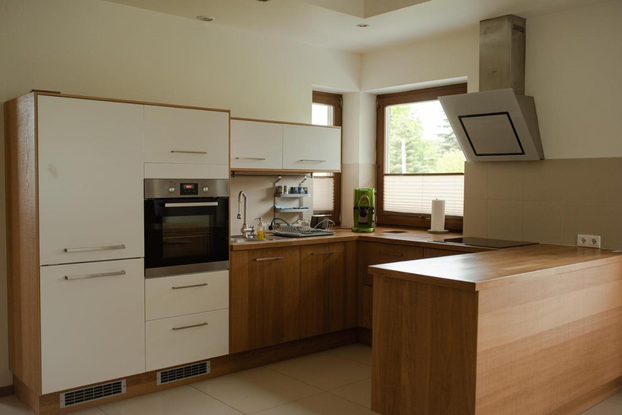 רבקה Apartament Sloneczna Rapsodia - Blisko Parku Zdrojowego - Piekny Widok - Ogrod - Taras מראה חיצוני תמונה